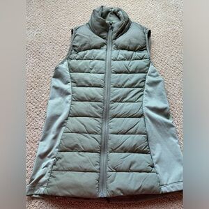 SAVVI Green vest